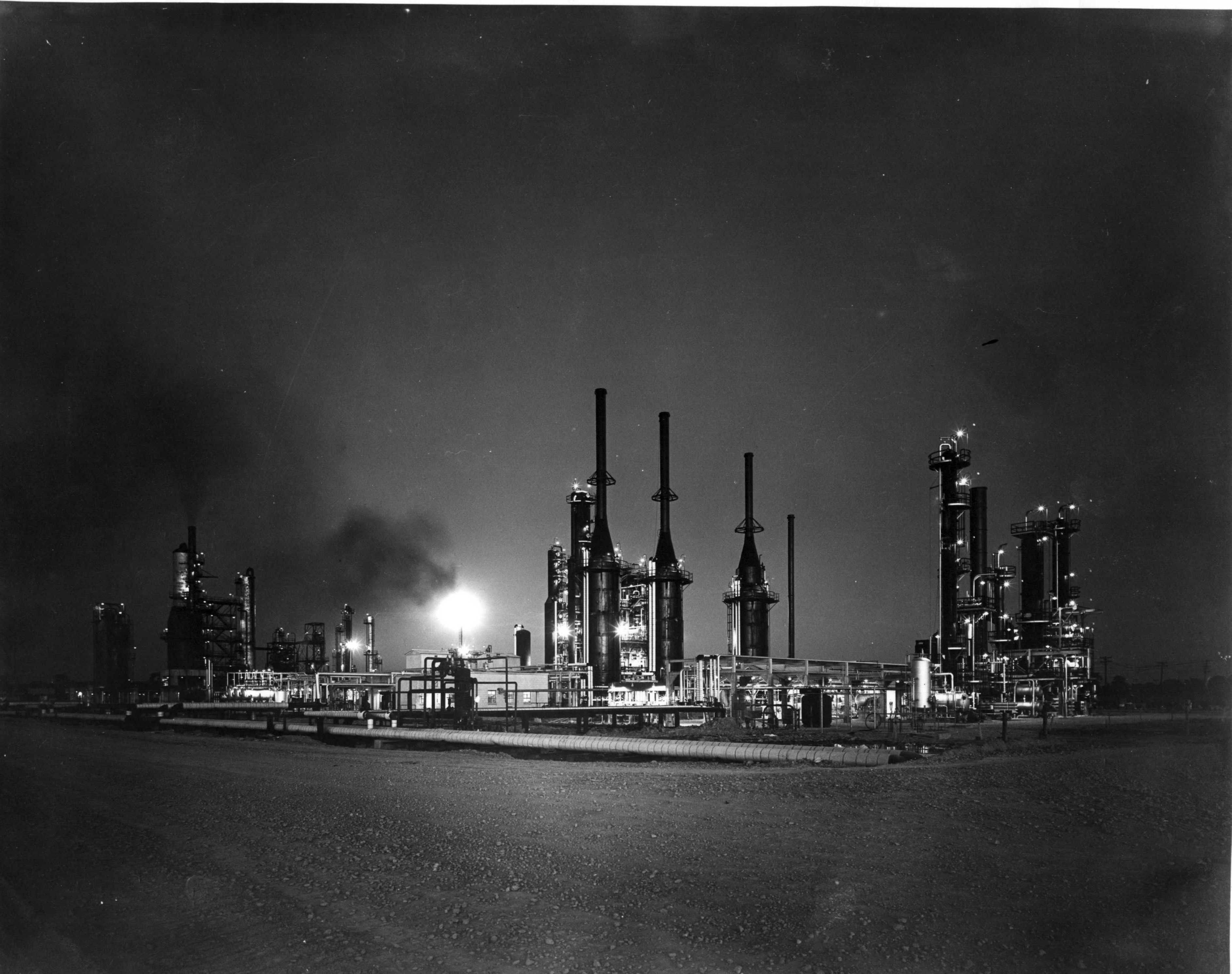 refinerynightscene1961.jpg